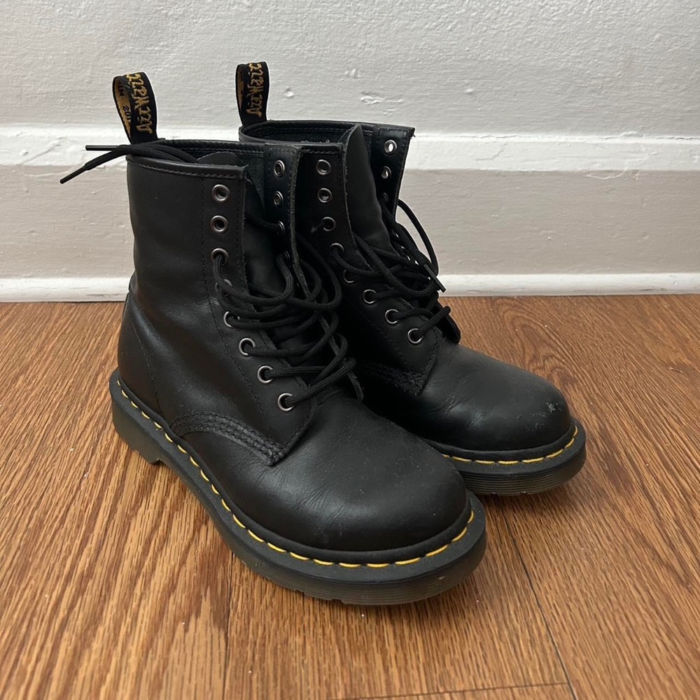dr martens caspian
